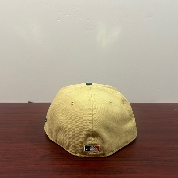 New Era, 59Fifty Fitted Hat, Boston Red Sox, St Patrick’s Day - Picture 5 of 11